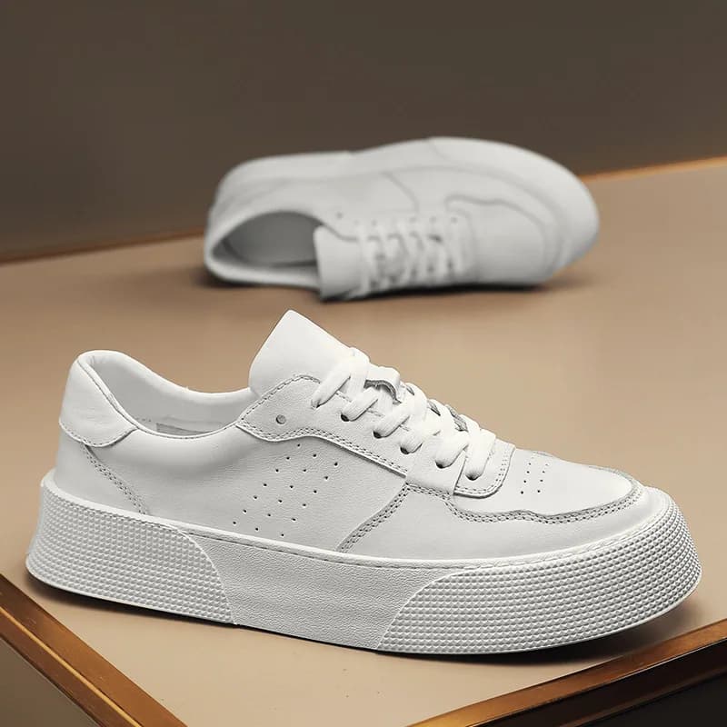 Leather Court Low، الصورة 2